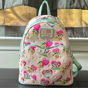 Loungefly Star Wars Grogu in Love Baby Yoda Mandalorian Disney Mini Backpack
